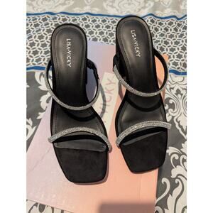 Lisa Vicky Mood-V Black Hot fix Sandels New in Box Size 8